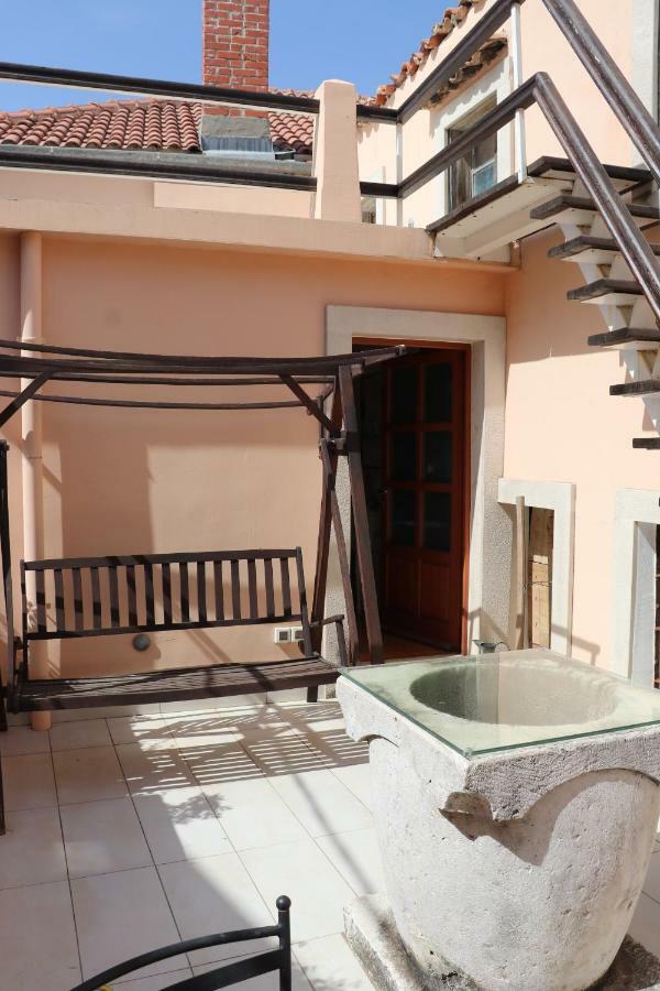 Hotel Sunmore Jablanac Exterior foto