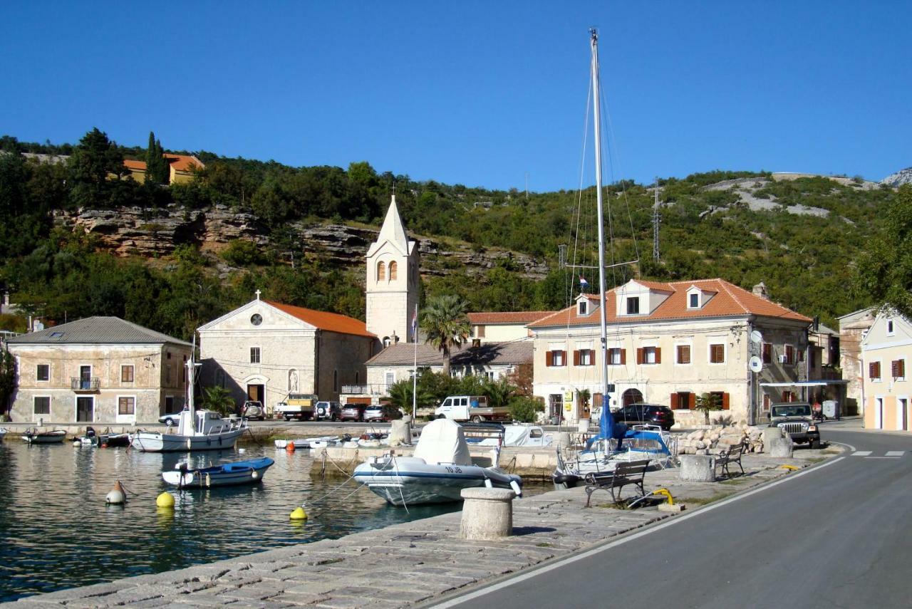 Hotel Sunmore Jablanac Exterior foto